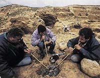 Mezinárodní skupina archeologů se před několika lety pokusila o výrobu mědi způsobem, jakým postupovali naši dávní předkové. 