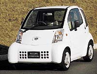 Hypermini jezdí zatím pouze v Japonsku, a proto se vyrábí jen s pravostranným řízením