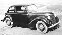 Roku 1934 se objevila Škoda 420 Popular - legendární automobil s moderním páteřovým rámem tvořeným dlouhou trubkou
