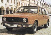 V roce 1976 byla představena Škoda 105 a 120 - motor byl opět vzadu a se starými škodovkami měl tento vůz společného více než by se na nové auto slušelo - na vývoj úplně nového modelu však nebyly peníze