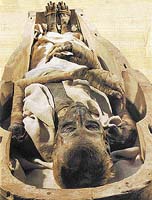 Jedna z nejslavnějších mumií, mumie Ramesse II., byla objevena v roce 1886