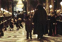Harry s Hagridem na návštěvě v Gringottově bance