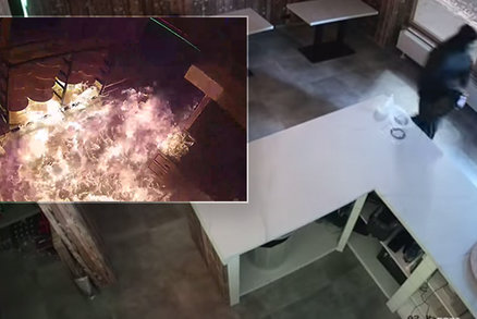 Požár pizzerie v Příbrami: Policie zveřejnila šokující video žháře