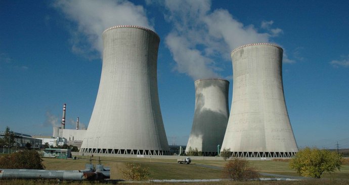 Tragédie v Jaderné elektrárně Dukovany: Zaměstnanec propadl střechou, na místě zemřel