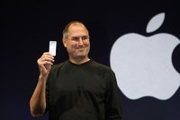 Steve Jobs: Vymyslel iPod a iTunes, hudbu poslouchal z vinylu