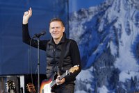 Kanadský zpěvák Bryan Adams vystoupí v listopadu Ostravě