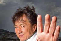 Hvězda akčních filmů Jackie Chan oslaví šedesáté narozeniny