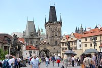 Do Prahy přijel zřejmě rekordní počet turistů. Ubyli Rusové, přibyli Asiaté