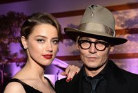 Johnny Depp se rozvádí! Po 15 měsících chce mladičká Amber Heard ukončit manželství