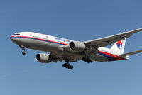 Záhadné zmizení letu MH370: Mohl ho unést černý pasažér, říká letecký expert