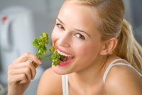 Zelenina dobrá jen do bramboračky? Poznejte afrodiziakální účinky celeru a petržele!