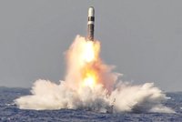 Íránská raketa je schopna nést jadernou zbraň: Čtyři státy chtějí věc prošetřit
