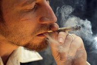 Nebezpečná marihuana v Česku: Po vykouření hrozí bezvědomí!