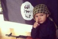 Francie chce přijmout děti fanatiků z ISIS. Půjdou na „převýchovu“?