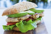 Letní chuťovky: 4 tipy na výborné domácí sendviče