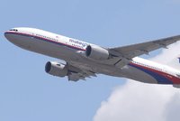 Děsivá teorie o zmizení letu MH370: Cestující byli rozprodáni na orgány, tvrdí novinářka