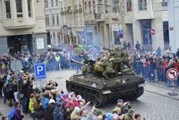 Slavnosti svobody v Plzni: Vrátí se konvoj s 200 tanky, teréňáky a další technikou!