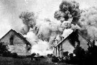 75 let od vypálení Lidic. Nacisti stříleli do mužů, ženy a děti poslali do plynu