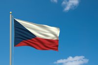 Opilec ukradl v Hodoníně v den státního smutku českou vlajku: Zažije "průvan" v peněžence