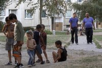 Za školy „pouze pro Romy“ znovu kárá Česko Rada Evropy. Uznává ale pokrok
