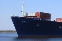USA měsíc zadržují loď, na které jsou i Češi! Prý znečistila vody
