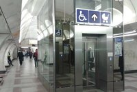 Jiřího z Poděbrad, Invalidovna i Opatov: Tři stanice metra budou nově bezbariérové