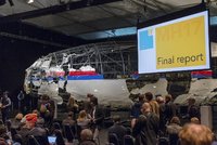 Kdo sestřelil let MH17? Rusové ukázali na Ukrajince. Ti oponují: „Další fake“