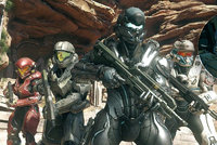 Lov na největšího hrdinu lidstva! Recenze sci-fi pecky Halo 5: Guardians