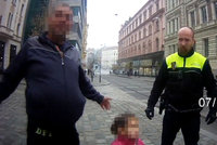 Otec opilec se snažil v Brně hlídat dcerku (3), selhal, jak jen mohl