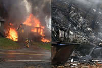 Tryskáč se zřítil na rodinný dům v USA: Devět lidí zemřelo v plamenech
