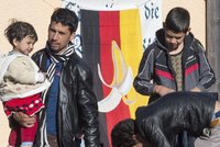 Tisíc vyvolených měsíčně: Německo po dvou letech obnoví slučování rodin běženců