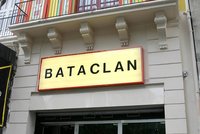 Pomsta za Bataclan! V Paříži zadrželi řidiče, který chtěl přejet muslimy před mešitou