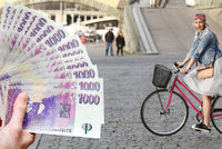 Praha naučí „zakomplexované“ ženy jezdit na kole. Za milion korun