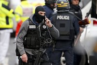 Francouzi zatkli dalšího teroristu: Prý se podílel na listopadových útocích!