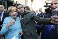 Merkelová chce uprchlíky na německých vesnicích, místa tam prý mají dost
