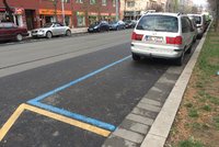 Praha 5 už vydává parkovací oprávnění. Přitom neví, kdy zóny začnou platit