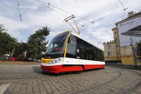 124 tramvají dostane klimatizaci: Snesitelnější jízda v pražské MHD za 400 milionů