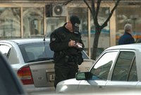 Policista z Ústecka vydělával na pokutách: Řidičům vypsal vyšší částku a přišel si na desítky tisíc