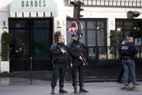 Francie vyhostila alžírského imigranta. Byl podezřelý z vazeb na islamisty