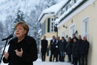 Už i na Merkelovou je migrantů moc. Kancléřka chce zkrotit uprchlickou tsunami