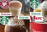 Sladký zabiják v kelímku: Řetězce cpou do kafe až 25 kostek cukru!