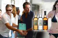 Cindy Crawford v Karibiku: Padesátiny slaví s Clooneym! Tequila poteče proudem