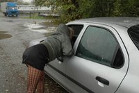 Prostitutky se po letech vrací na silnice u Znojma: Za "číslo" chějí pár stovek