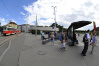 Komplikace pro cestující: V Praze 10 se tramvajový provoz uzavře pro ulice Starostrašnická a V Olšinách