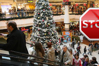 Kličky v zavírání obchodů o svátcích: Senát chce výjimku pro nákupní centra