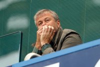 Majitel fotbalové Chelsea nesmí do Británie: Rusovi Abramovičovi neprodloužili vízum