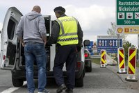 Rakousko chce trvale uzavřít hranice. „Evropa se musí chránit sama“