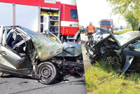 Na Kolínsku se srazili čelně dva vozy: Jeden z řidičů nepřežil
