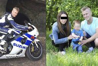 Přítelkyně pornoherce, který zemřel na motorce: Na místě nehody mu udělám pomník