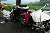 Cesta na fotbal skončila smrtí: Řidič vezl v autě tři děti